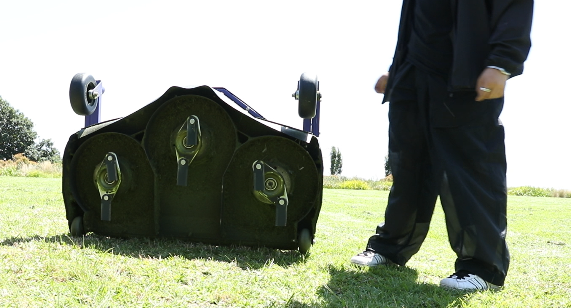 The 3 mower deck, bottom view